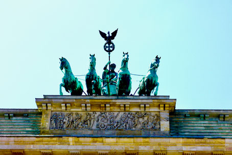 Berlin brandenburger tor Quadriga Sehenswürdigkeiten Hauptstadt Deutschland Berlin