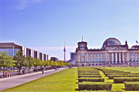 Berlin, paul löbe haus und Reichstag Sehenswürdigkeiten von Berlin Regierungsvierel