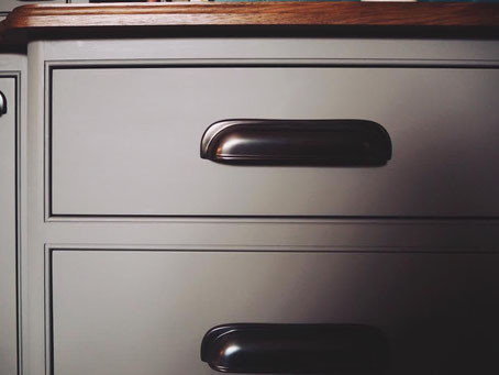 Meuble peint anthracite