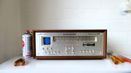 Marantz 2130 High End Tuner mit Oszilloskop