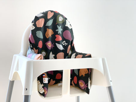 Cette image représente une housse pour chaise haute Antilop de chez ikea
