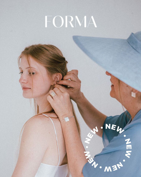nouvelle colection en argent Forma - mère portant la colelction de bijoux forma et sa fille mariée