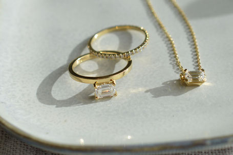 bijoux en or jaune 18 carats recyclé sertis de diamants naturels et de laboratoire