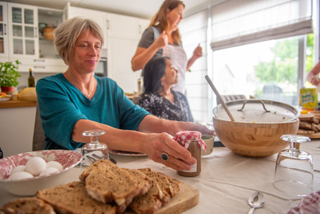 Agenda Platform PowerVrouwen, meet and eat, samen eten en elkaar ontmoeten voor vrouwelijke ondernemers