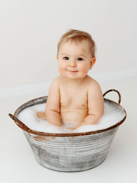baby-shooting-beim-fotografen-im-studio-in-dresden-radeberg-radebeul