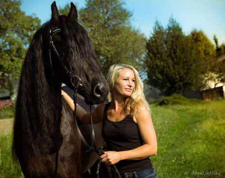 Sandra Plasser und Pferd
