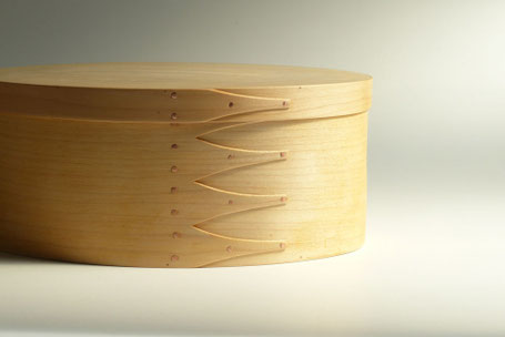 Shaker oval box