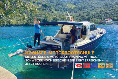 Weisses Motorboot gleitet auf ruhiger See, klarer Horizont im Hintergrund.