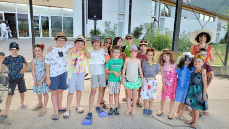Ecole de musique EMC à Crolles – Grésivaudan : La chorale Les Tutti Cookies, lors d’un spectacle. La chorale est ouverte à tous les enfants de primaire.