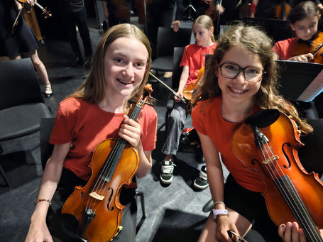 Ecole de musique EMC à Crolles - Grésivaudan : jeunes musiciens durant une pratique collective. 