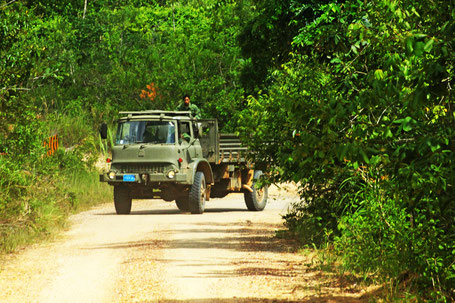 Belize, Hidden Valley Inn, atm, Rio Frio Cave, Caracol.