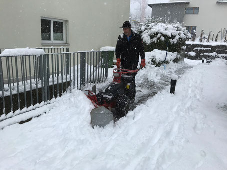 LLB Labhart Liegenschaften Betreuung Winterdienst Schneeräumung