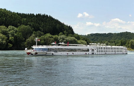 Flussschiff A-ROSA FLORA 2026