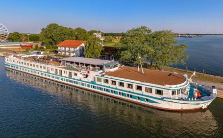 Flussschiff Junker Jörg 2026 