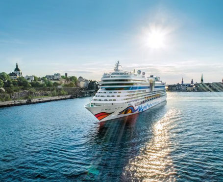 AIDAmar im Hafen 2025