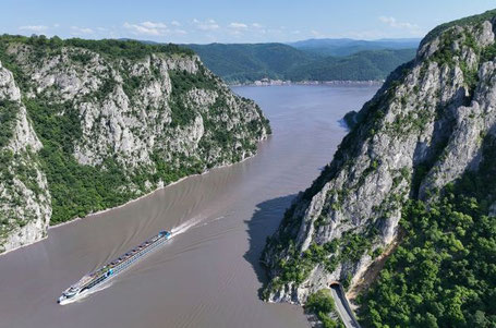 VIVA TWO auf der Donau 2026