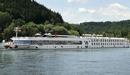 Moselschiff A-ROSA SILVA auf der Mosel 2026