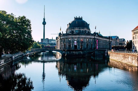 Museumsinsel und Fernsehturm Berlin 2026 