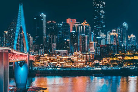 Chongqing bei Nacht 2025