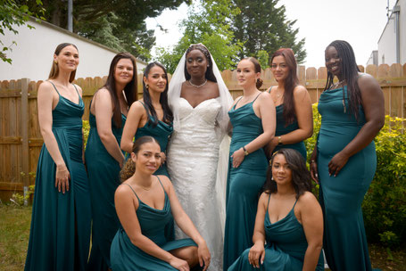 Robe de la mariée et robe des demoiselles d'honneur avec Mathilde photographe à Cholet et Ancenis.