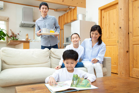 3歳児に読み聞かせる絵本の選び方