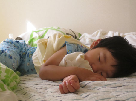 子どもが日焼けしてしまった時のケア方法