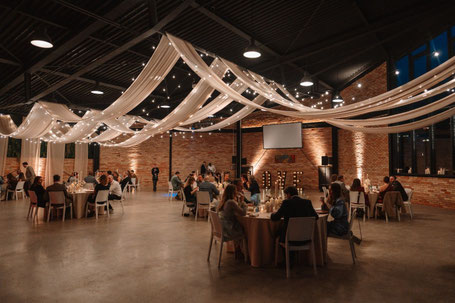 Hochzeit Achtwerk Rudersberg Fotograf Robingrafie