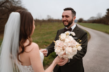 First-Look Grafenberg Schorndorf Hochzeit Heiraten im Rems-Murr-Kreis Robingrafie