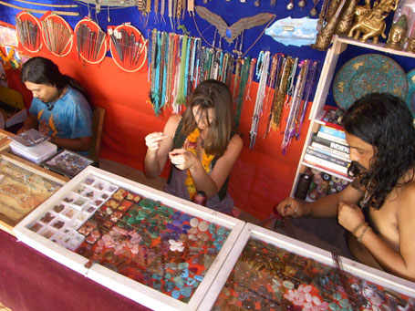 Makramee Schmuck per Hand knüpfen