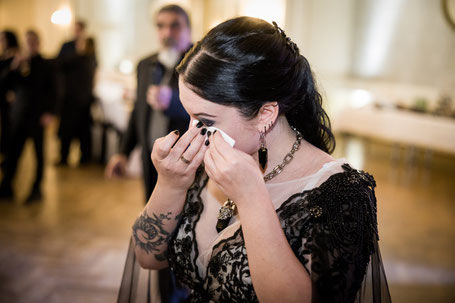 Hochzeit Parkhotel Dresden  Gothic Hochzeit Reportage Hochzeitstorte