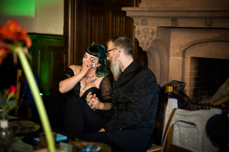 Gothic Hochzeit Fotograf Dresden, Gothic Hochzeit Burg Kriebstein, Burg Kriebstein Heiraten, Hochzeitsfotograf Burg Kriebstein, Hochzeit WGT, Hochzeit in schwarz, Schwarzes Brautkleid Dresden, Gothic Hochzeitsfotografie, mittelalterliche Hochzeit Dresden,