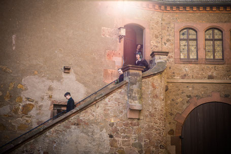 Gothic Hochzeit Fotograf Dresden, Gothic Hochzeit Burg Kriebstein, Burg Kriebstein Heiraten, Hochzeitsfotograf Burg Kriebstein, Hochzeit WGT, Hochzeit in schwarz, Schwarzes Brautkleid Dresden, Gothic Hochzeitsfotografie, mittelalterliche Hochzeit Dresden,