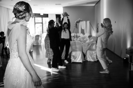Bilderberg Dresden Bellevue Hochzeit, Hochzeit in Dresden Hochzeitslocation, Heiraten in Dresden Location, Hochzeitsfotograf Dresden, Hochzeitslocation in Dresden gesucht, Location Hochzeitsfeier, Hochzeitsfotografin Dresden, Bilderberg Dresden