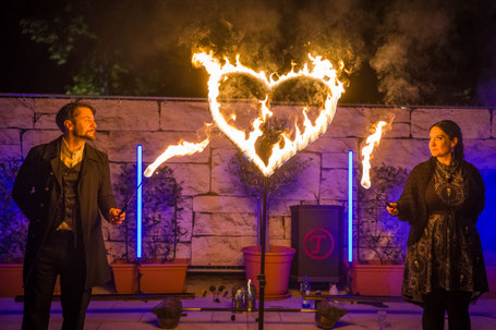 Hochzeit Parkhotel Dresden  Gothic Hochzeit Feuershow