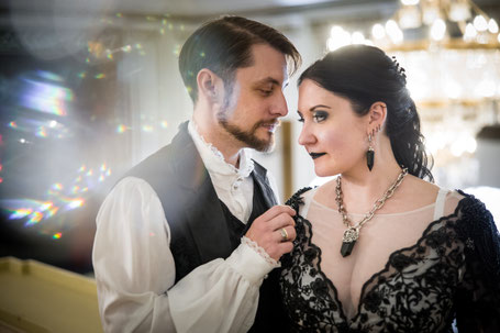 Hochzeit Parkhotel Dresden  Gothic Hochzeit Brautkleid