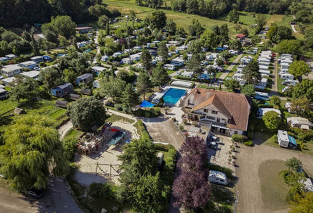 Campingpark Lug ins Land