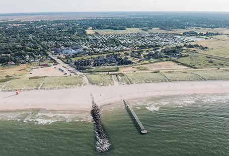 Wintercamping Hvidbjerg Strand Ferienpark im Winter