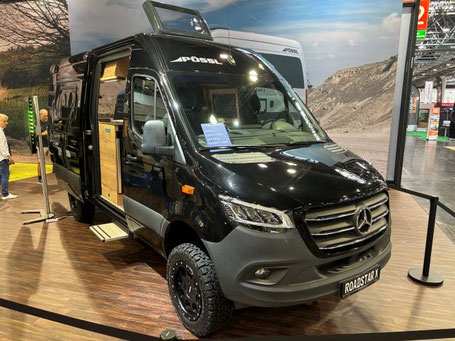 Pössl Roadstar X in schwarz Mercedes Sprinter von außen 2026