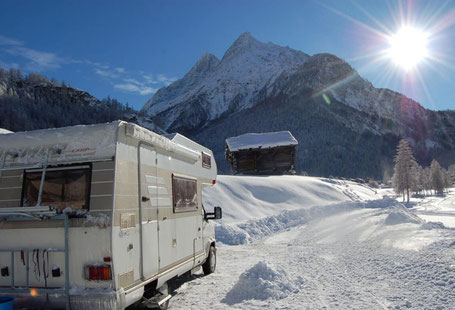 Wintercamping Camping Molignon im Schnee