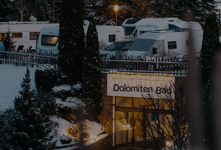 Wintercamping Camping Seiser Alm im Schnee