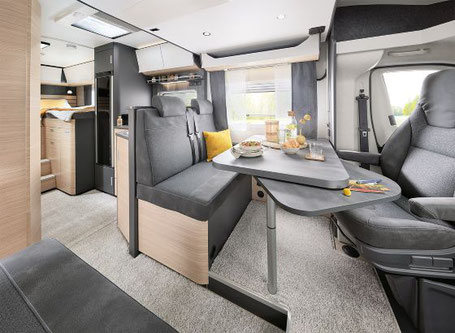 Hobby Optima De Luxe T75 HGE 2024 Wohnbereich Weitwinkel