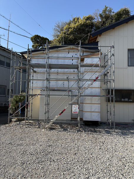 外壁下地：透湿シート貼り・胴縁打ちの画像