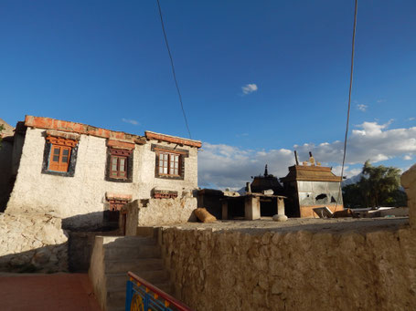 JYOTI YOGI LADAKH YOGA ET DECOUVERTE