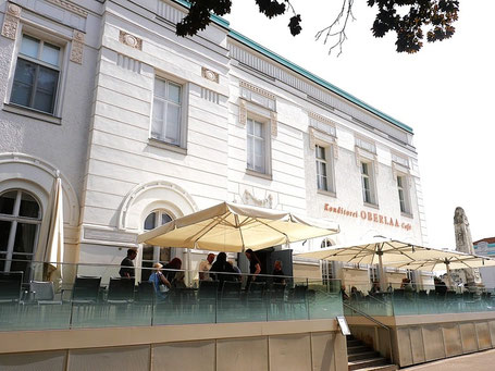 Wien Zentralfriedhof: Kaffeehaus Oberlaa