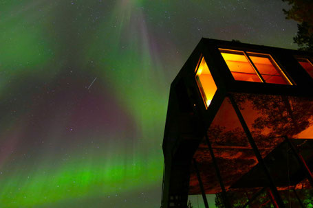 Nordlichter über dem Treehotel in Harads ©My own Travel