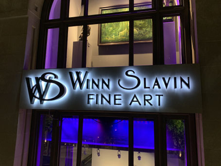 Illuminated Signs in Los Angeles