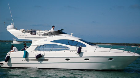 Azimut 42 | Malmøya | båtpolering | click & like