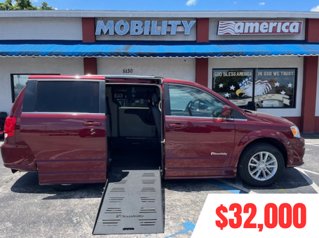2019 Dodge Grand Caravan Wheelchair Van