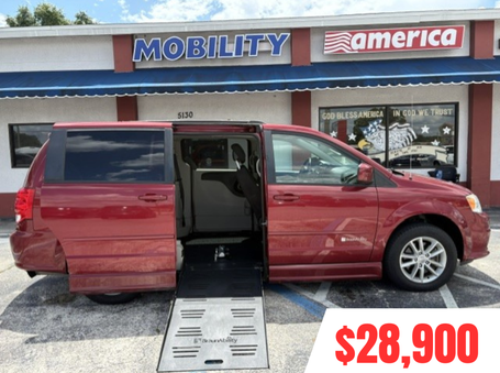 2015 Dodge Grand Caravan Wheelchair Van