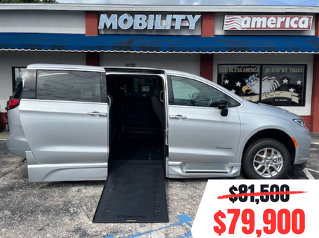2024 Chrysler Pacifica Wheelchair Vans